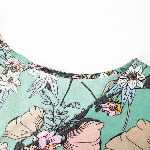 B2G1♦️🆕Floral V Neck Side Tie Ruffled Dress Jade - Picture 7 of 8